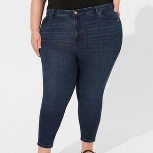 torrid Dark Wash Mid Fit Super Skinny High-Rise Super Soft Blue Jeans - 22 Short